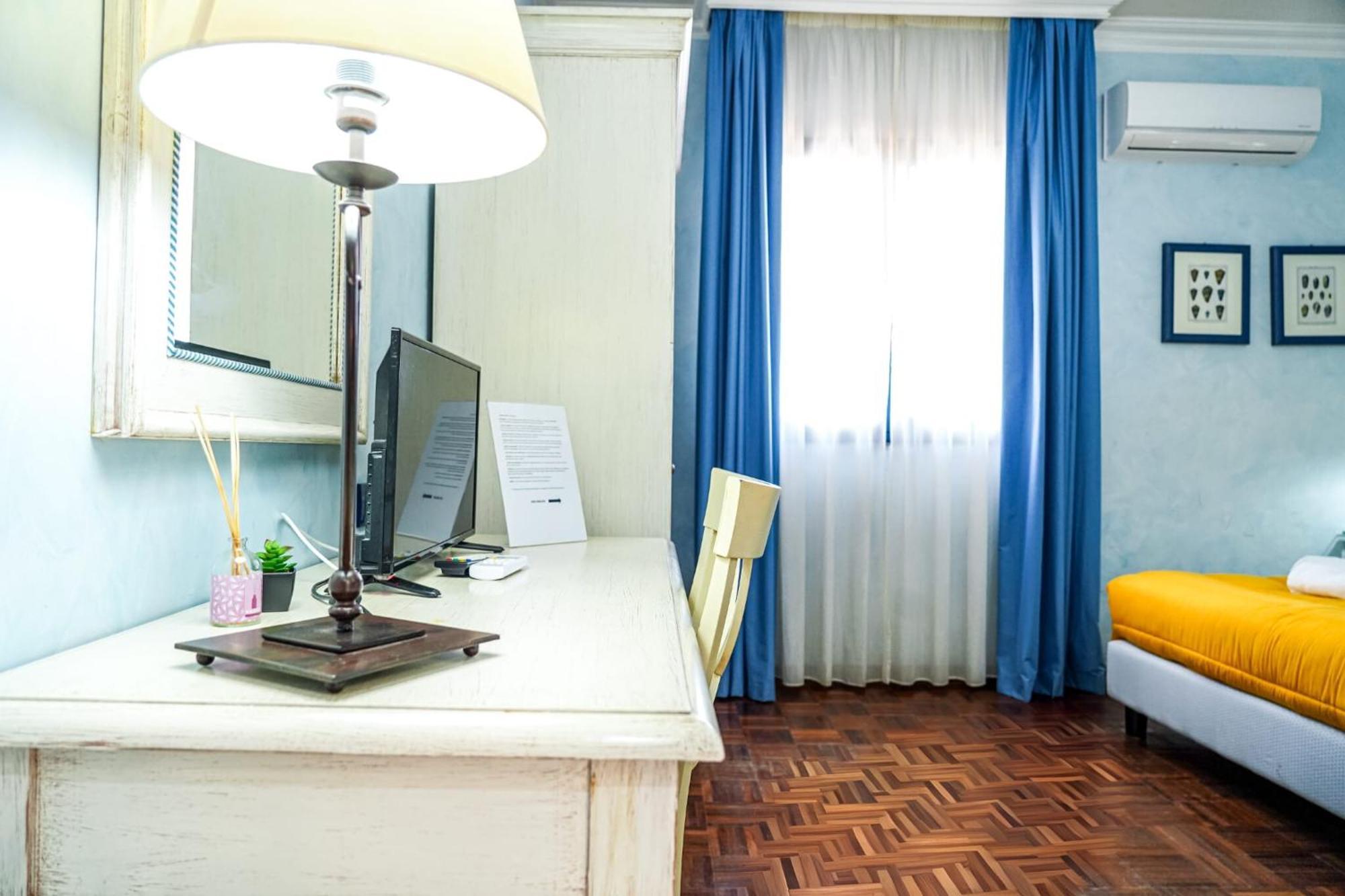 Motel - Hotel Nautico Pozzallo Ngoại thất bức ảnh